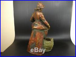 Amphora, Sculpture Art Nouveau, Faïence Irisée, Femme au Panier, Ernst Wahlis