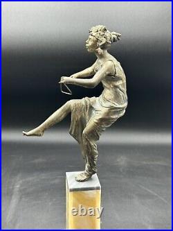 Ancienne Sculpture Femme Art Nouveau Hauteur 38 Cm