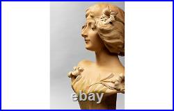 Ancienne grande sculpture Art nouveau jeune femme fleurs de lys De Ranieri Mucha