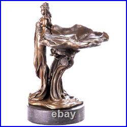 Antique Figure en bronze Art Nouveau de femme aux nénuphars