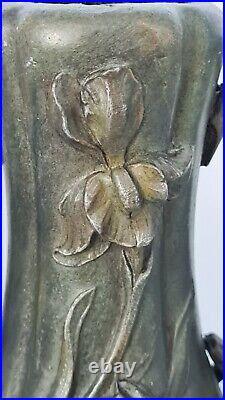 Antique sculpture Vase pot art nouveau visage de femme aux cheveux longs