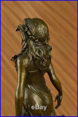 Art Nouveau Doré Bronze Sculpture De Un Jeune Fille Chair Par Aldo Vitaleh
