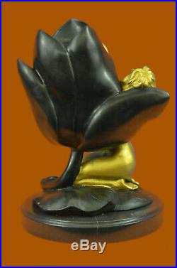 Art Nouveau Doré Chair Nymphe Tenant Tulipe Bougeoir Bronze Sculpture Statue