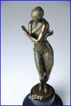 Art nouveau- Superbe statuette en bronze- signé Preiss- envoi gratuit