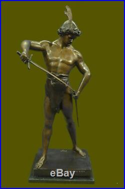 Artisanal Bronze Sculpture Vente Art Warrior Knight Armor Base Marbre Figurine