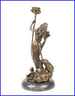 Bougeoir Figurant Art Nouveau En Bronze Sur Un Marbre Noir D'apres Milo