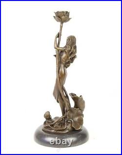 Bougeoir Figurant Art Nouveau En Bronze Sur Un Marbre Noir D'apres Milo