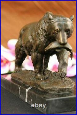 Bronze Grizzly Bear Chasse Poisson Rivière Sculpture Art Marbre Base Décor