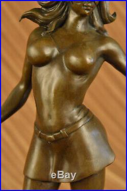 Bronze Sculpture Statue Signé Catwoman Chat Femme Bd Base en Marbre Art Figurine