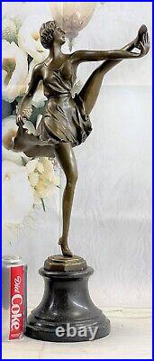 Bronze Statue Art Déco Nouveau Haut Kicking Danseuse, Signée Bruno Zack