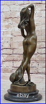 Bronze Style Art Nouveau Fille Statue Sexy Chair Sculpture, Signée Delore Solde
