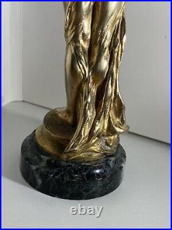 Bronze doré jeune fille à l'oiseau Époque art nouveau