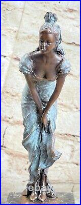 Charmant Dame Gypsy Flirt Statue Art Nouveau Signée Véritable Bronze Décor