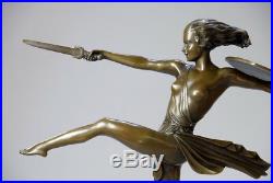 Grande sculpture Art Nouveau en bronze véritable, signée