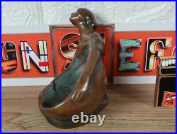 Ma Bronze Sculpture Art Nouveau Femme Signé M. A. Ou A. M. Figurine Panier Femme