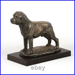 Rottweiler, statue de chien sur une base en bois, édition limitée Art Dog FR