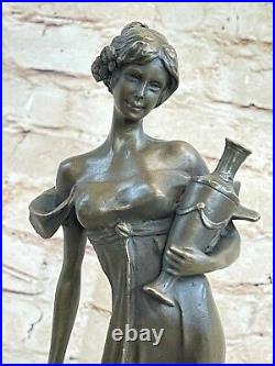 Sculpture Élégant Signée Style Art Nouveau Femelle Bronze Statue La Affaire