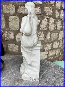 Sculpture En Biscuit Art Nouveau ROGRON Femme A La Mandoline