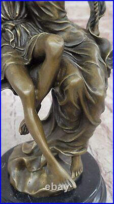 Sculpture En Bronze Signée Cesaro Vintage Homme Et Femme Art Nouveau