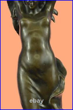 Sculpture En Bronze Signée De La Lune Maid Art Nouveau