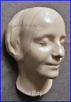 Sculpture Tête de femme assoupie Art Nouveau plâtre d'Atelier A. Finot Nancy