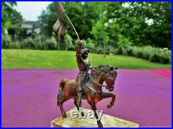 Sculpture ancienne Jeanne à cheval Art Nouveau Antique sculpture Jeanne on horse