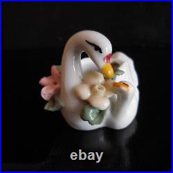 Sculpture miniature porcelaine barbotine cygne fait main Art Nouveau N3219
