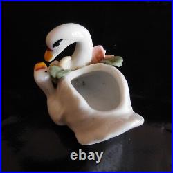 Sculpture miniature porcelaine barbotine cygne fait main Art Nouveau N3219