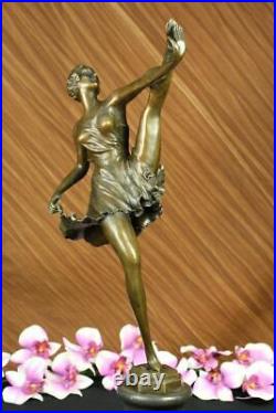 Signée Bruno Zach Haut Kick Danseuse Bronze Statue Sculpture Art Nouveau