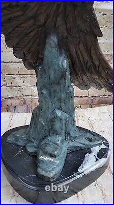 Statue Sculpture Aigle Oiseau Faune Art Déco Style Art Nouveau Style en Bronze