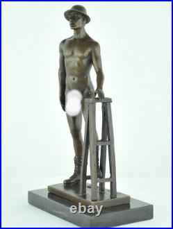 Statue Sculpture Athlete Sexy Style Art Deco Style Art Nouveau Bronze massif