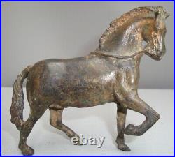 Statue Sculpture Cheval Animalier Style Art Deco Style Art Nouveau Bronze massif