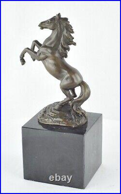 Statue Sculpture Cheval Animalier Style Art Deco Style Art Nouveau Bronze massif