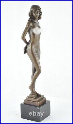 Statue Sculpture Danseuse Nue Sexy Style Art Deco Style Art Nouveau Bronze massi