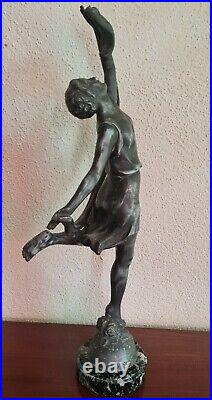 Statue Sculpture Danseuse en Régule signé P. Sega