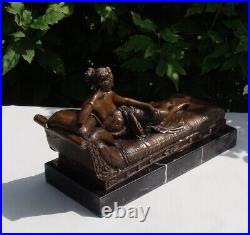 Statue Sculpture Demoiselle Nue Sexy Style Art Deco Style Art Nouveau Bronze mas