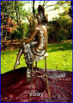 Statue Sculpture Demoiselle Pin-up Chapeau Style Art Deco Style Art Nouveau Bron