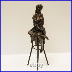 Statue Sculpture Demoiselle Sexy Style Art Deco Style Art Nouveau Bronze massif