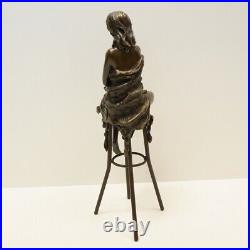 Statue Sculpture Demoiselle Sexy Style Art Deco Style Art Nouveau Bronze massif