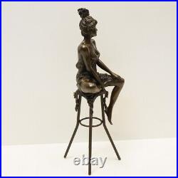 Statue Sculpture Demoiselle Sexy Style Art Deco Style Art Nouveau Bronze massif