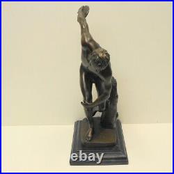 Statue Sculpture Discobole Nu Style Art Deco Style Art Nouveau Bronze massif Sig