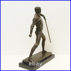 Statue Sculpture Escrime epee Style Art Deco Style Art Nouveau Bronze massif Sig