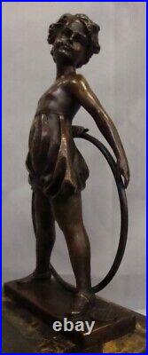 Statue Sculpture Fille Cerceau Style Art Deco Style Art Nouveau Bronze massif Si