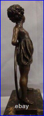 Statue Sculpture Fille Cerceau Style Art Deco Style Art Nouveau Bronze massif Si