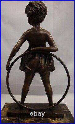 Statue Sculpture Fille Cerceau Style Art Deco Style Art Nouveau Bronze massif Si