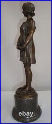 Statue Sculpture Fille L'innocence Style Art Deco Style Art Nouveau Bronze massi