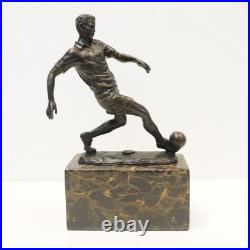 Statue Sculpture Football Style Art Deco Style Art Nouveau Bronze massif Signe