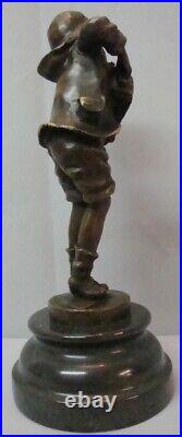 Statue Sculpture Garcon Accordeon Style Art Deco Style Art Nouveau Bronze massif