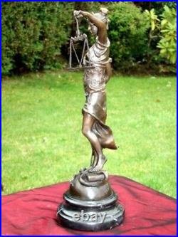 Statue Sculpture La justice Themis Style Art Deco Style Art Nouveau Bronze massi