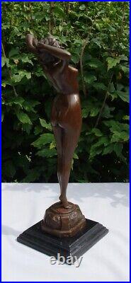 Statue Sculpture Le reveil Pin-up Sexy Nu Style Art Deco Style Art Nouveau Bronz